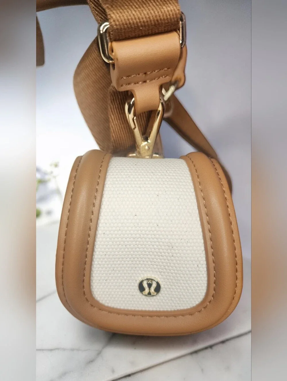 Lululemon Canvas Mini Bag in the Natural/Chestnut Brown Colorway NWOT - Picture 6 of 16